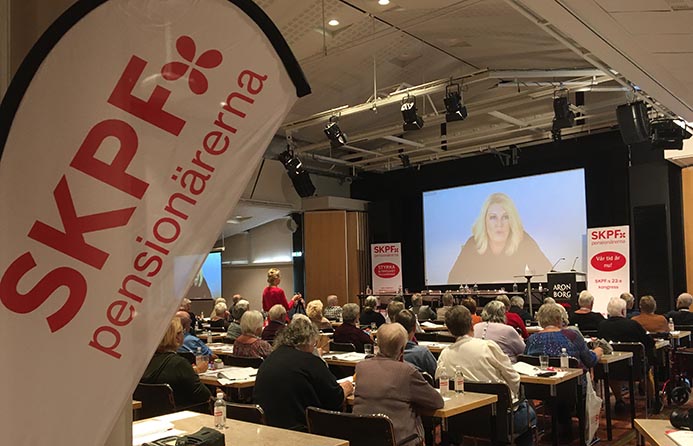 Lena Hallengren