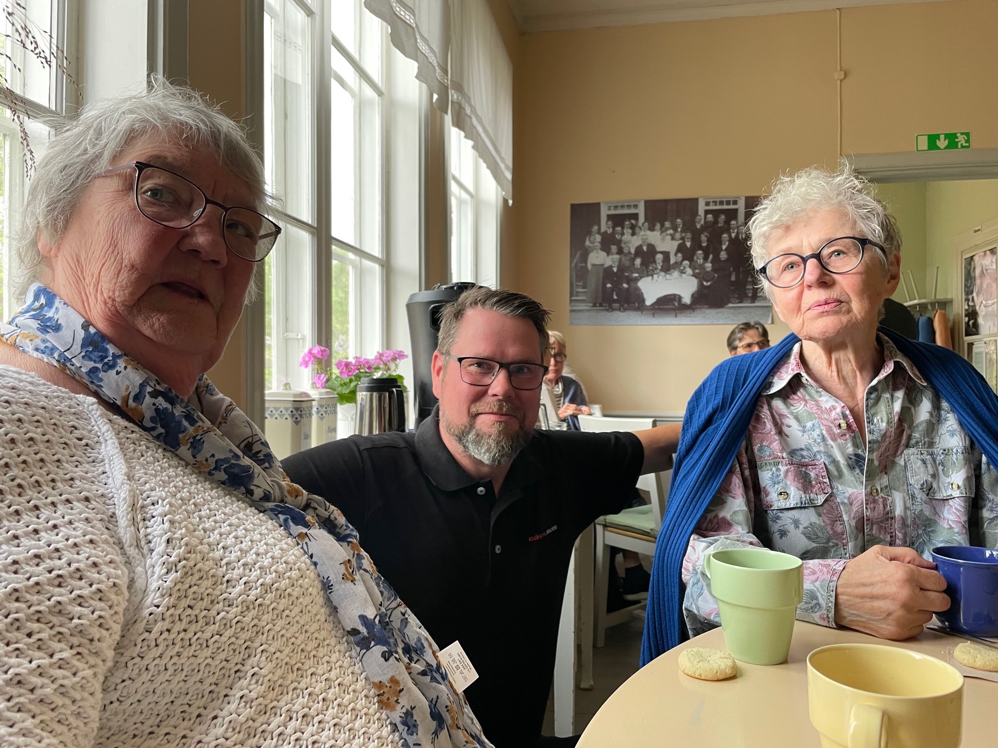 Åsa, Kjell-Åke och Siv, hemliga ressan