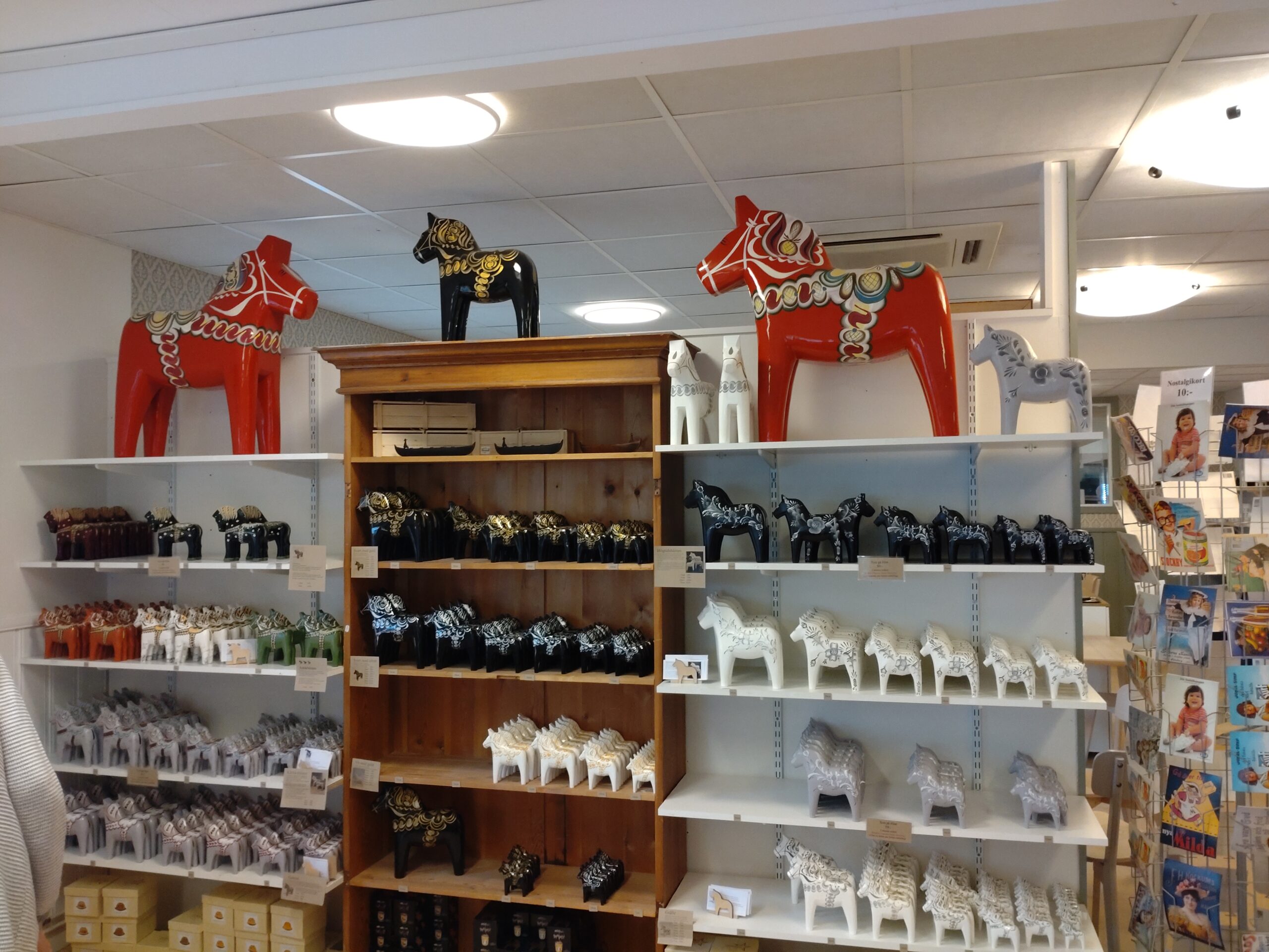 1000015174 Dalahästar