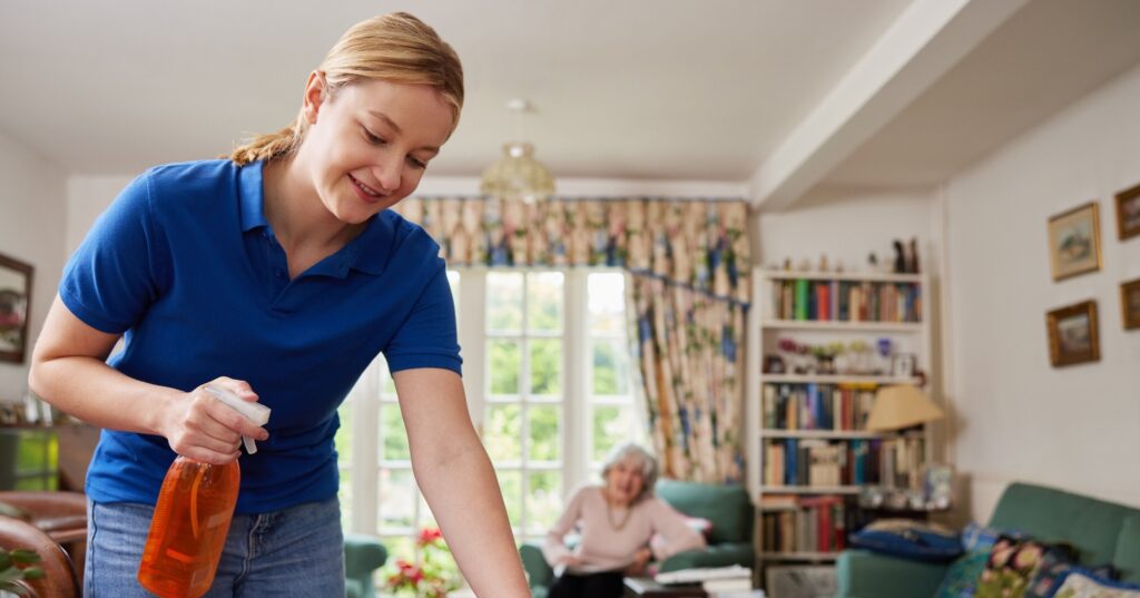 Får du, eller någon närstående, insatser från hemtjänsten?